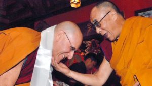 Pittsburgh polgármesterének üdvözlete a Dalai Láma orvosához