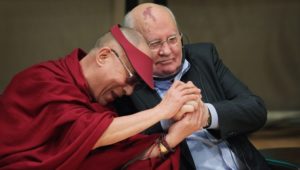 A Dalai Láma részvétnyilvánítása Gorbacsov hozzátartozóinak
