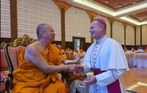 Keresztény-buddhista eszmecsere a “karunáról” és az “agapéról”