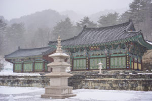 Koreai templom, ahol a kisállatok szellemei nyugalomra lelnek