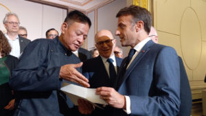Penpa Cering és Emmanuel Macron találkozója Párizsban